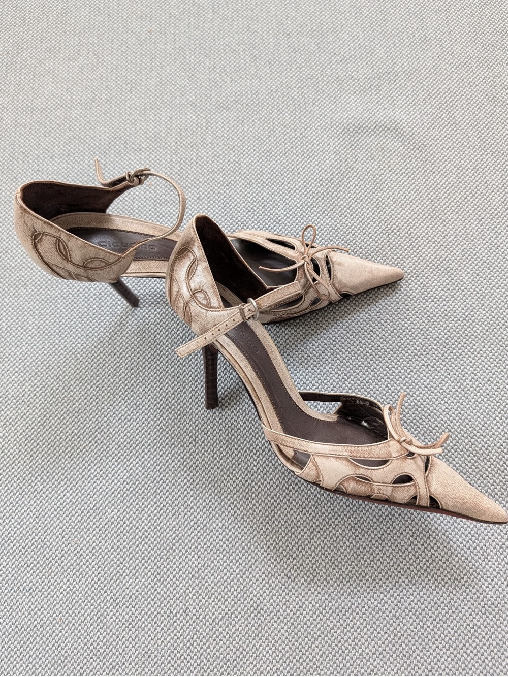 Vintage Claudina Women's Taupe Pointed-Toe Ankle-Strap Heels